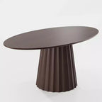 Tavolo da pranzo ovale in legno massello 67x33,5 con elegante base affusolata per 6 persone
