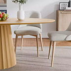 Tavolo da pranzo ovale in legno massello 67x33,5 con elegante base affusolata per 6 persone