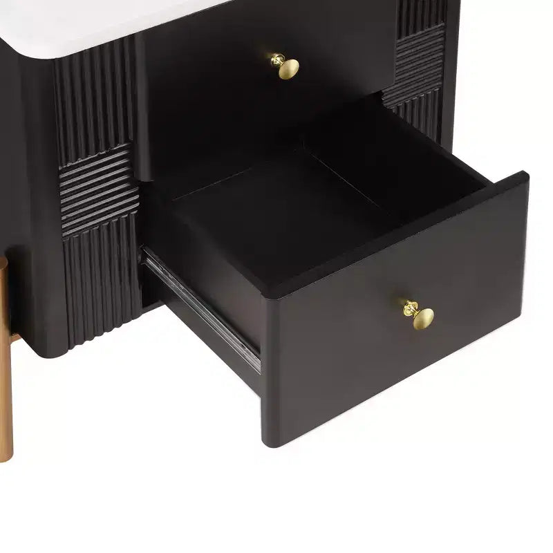 Comodino Moderno Minimalista con 2 Cassetti Contenitori, Maniglie e Gambe in Metallo Dorato, Design Testurizzato Unico