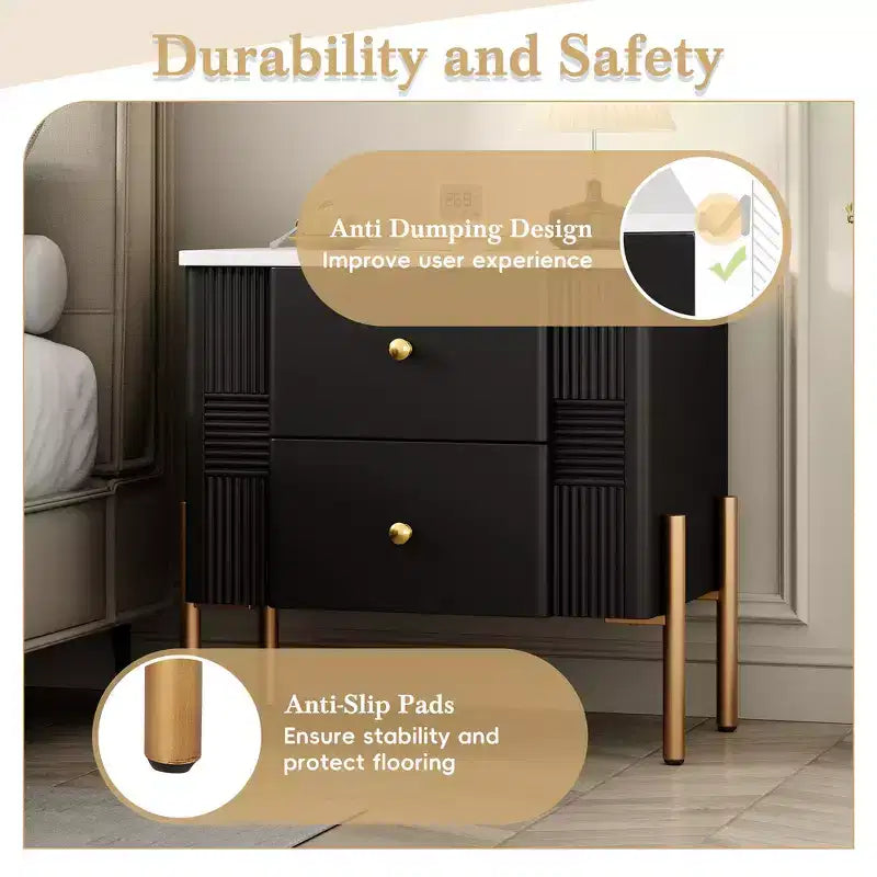 Comodino Moderno Minimalista con 2 Cassetti Contenitori, Maniglie e Gambe in Metallo Dorato, Design Testurizzato Unico