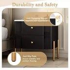 Comodino Moderno Minimalista con 2 Cassetti Contenitori, Maniglie e Gambe in Metallo Dorato, Design Testurizzato Unico